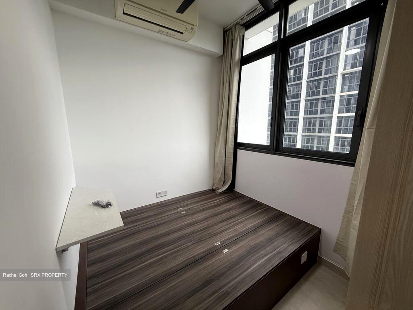 Symphony Suites (D27), Condominium #496220011